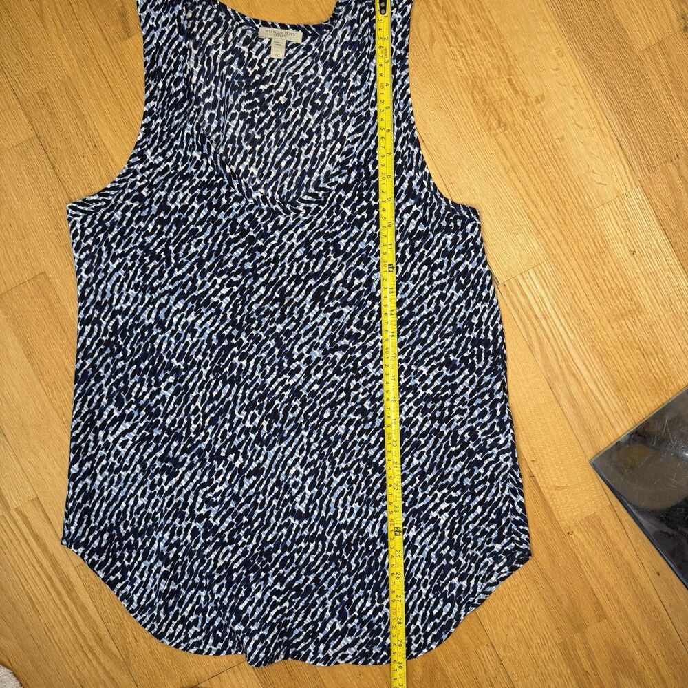 Burberry Brit Sleeveless Silk Blouse Abstract Animal Print XL EUC Quiet Luxury - Picture 9 of 12